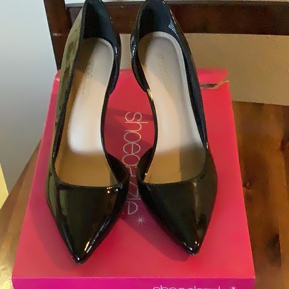 Shoe Dazzle Black Heels